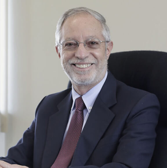 Dr. Alonso Quintanilla Pérez-Wicht