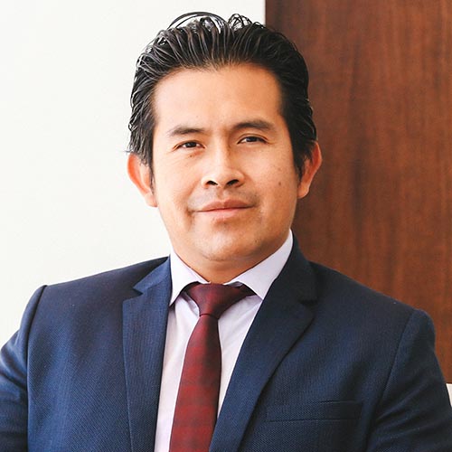 Dr. Fredy Huamán Mamani