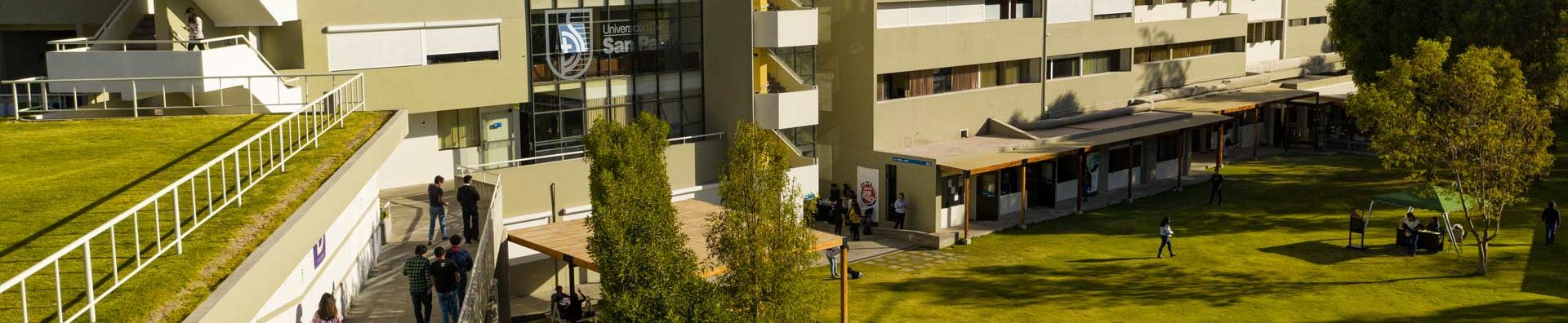 Centro de Estudios   en Economía y Empresa