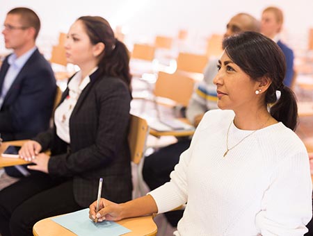 PROYECTO “CAPACITACIÓN EN METODOLOGÍAS DE ENSEÑANZA DE QUÍMICA Y FÍSICA CON HERRAMIENTAS TECNOLÓGICAS PARA LOS DOCENTES DEL COLEGIO VILLA CERRILLOS – AREQUIPA