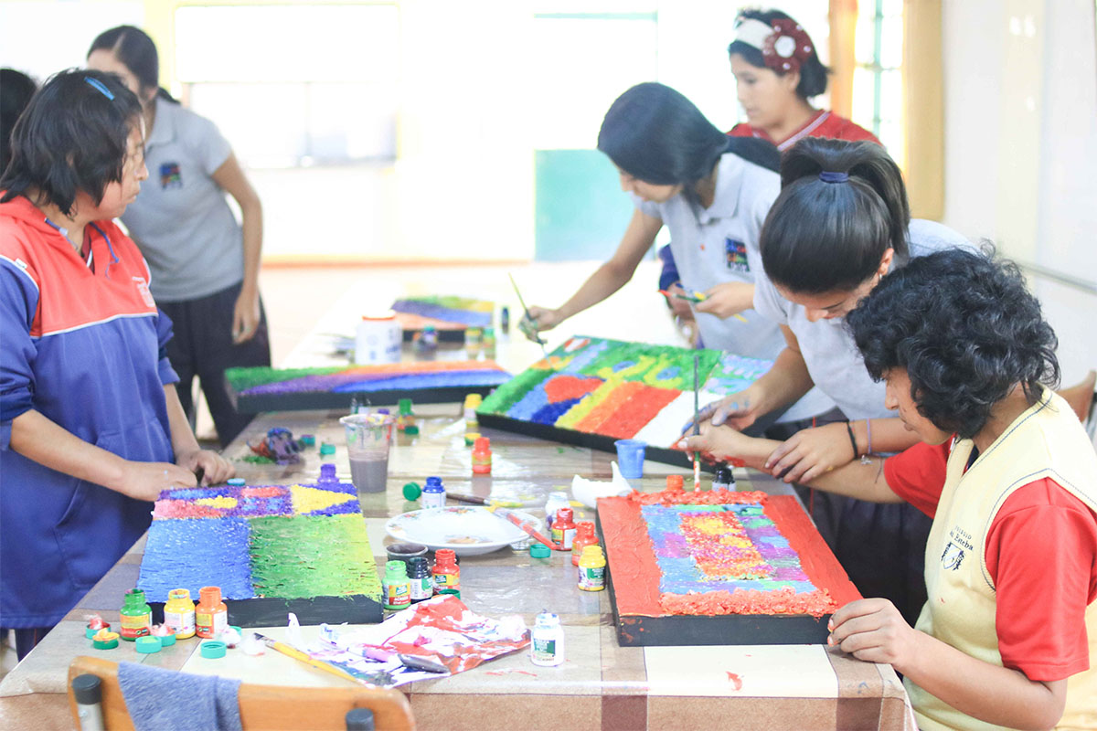 Talleres solidarios