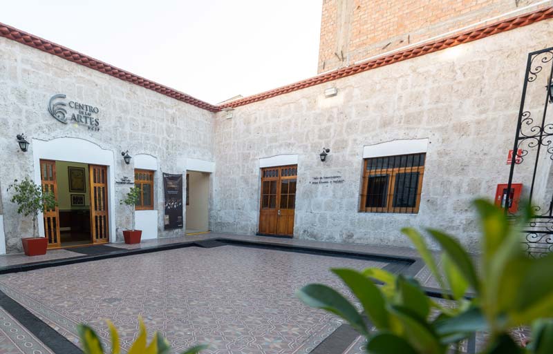 Recibe información de actividades culturales y artísticas