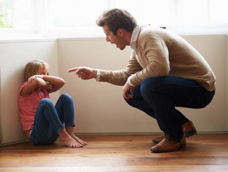 Maltrato infantil: causas y consecuencias del abuso y negligencia